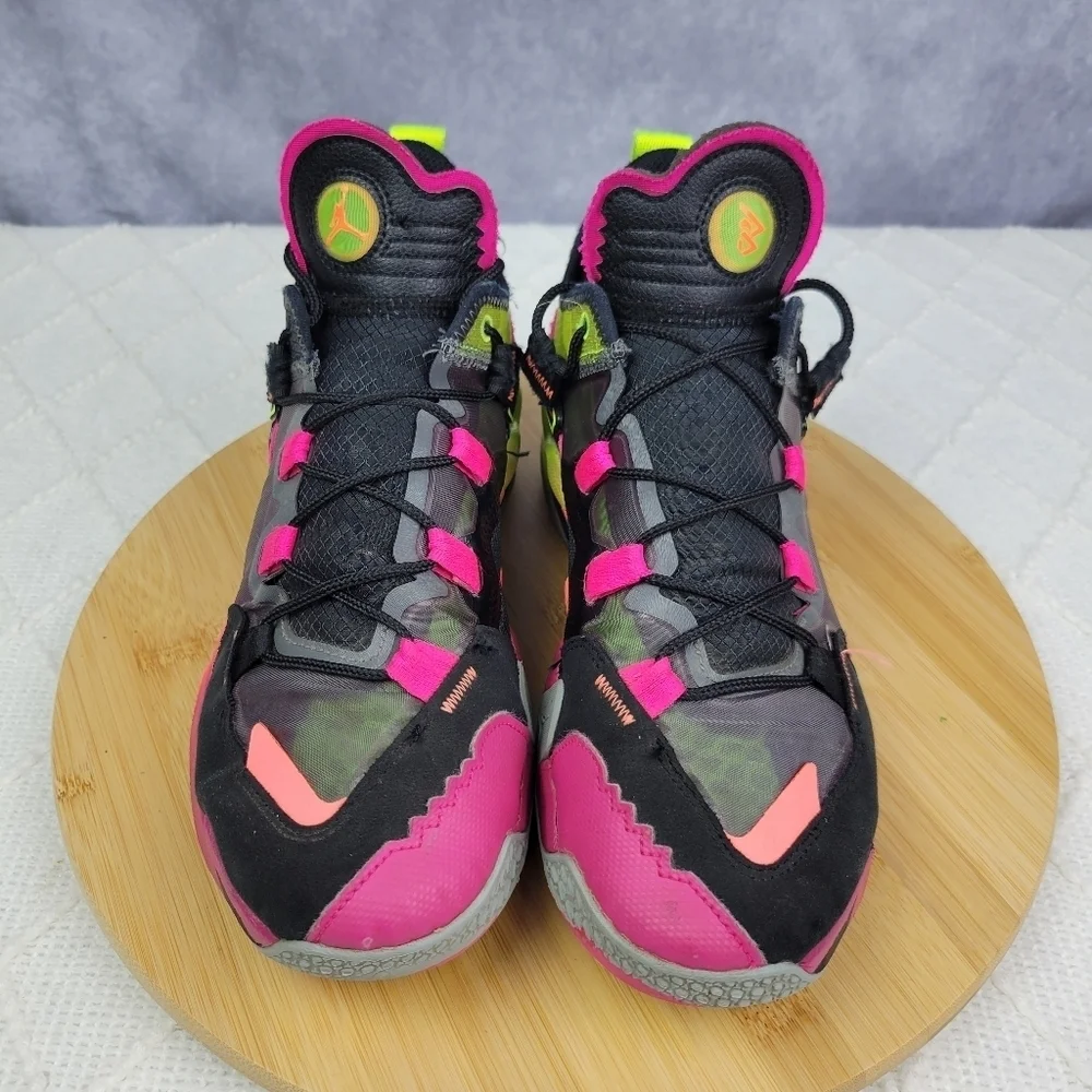 Nike air Jordan Why Not Zer 0.5 Raging Youth Size 6.5Y Women‎ Size 8.5
